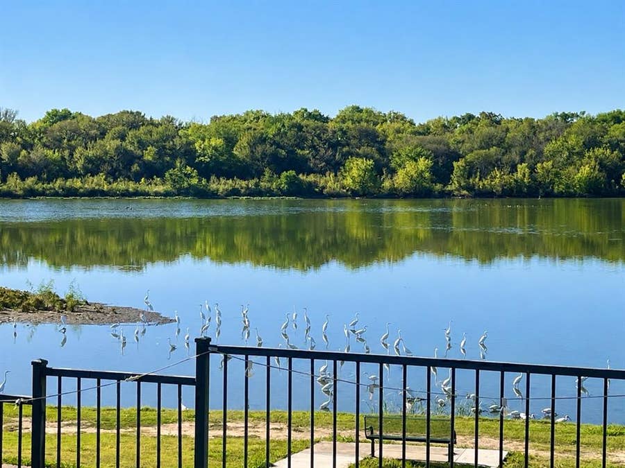 Property photo for 10400 Lake Park Drive, Fort Worth, TX