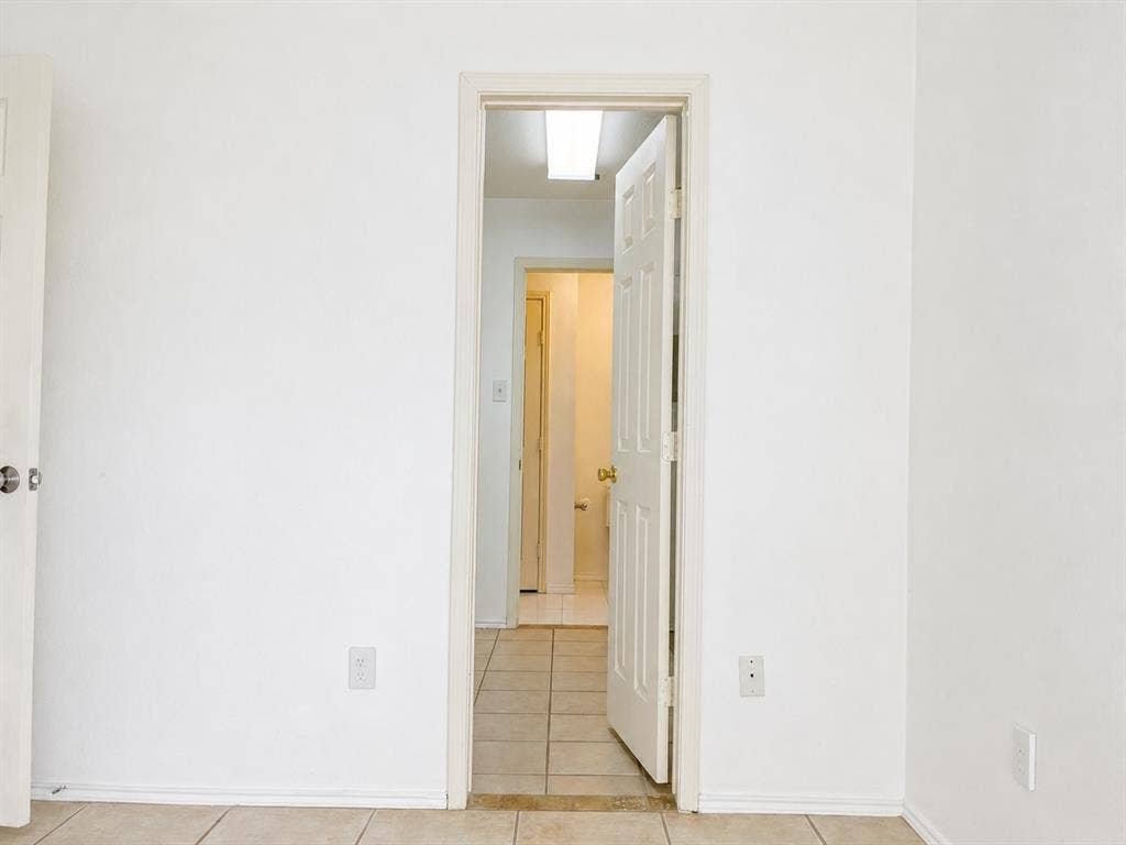 10400 Lake Park Drive, Fort Worth, TX 76053 10400 Lake Park Drive, Fort Worth, TX 76053