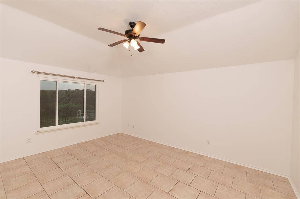 10400 Lake Park Drive, Fort Worth, TX 76053 10400 Lake Park Drive, Fort Worth, TX 76053