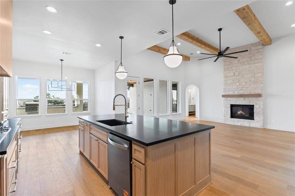 4720 Magnolia Trail, Midlothian, TX 76065