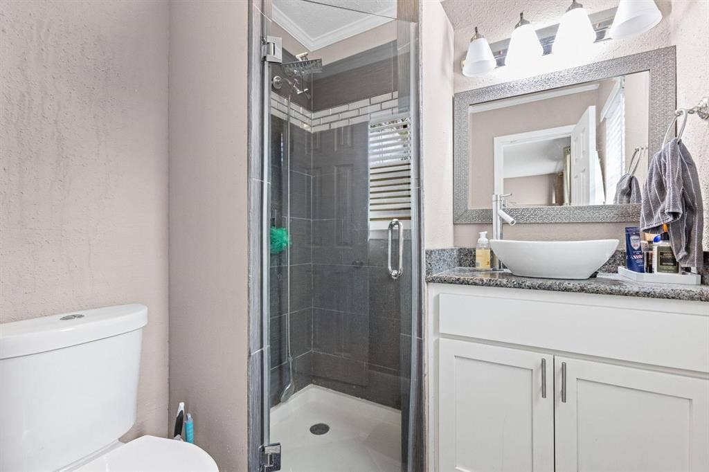 942 Longfellow Street, Waco, TX 76710 942 Longfellow Street, Waco, TX 76710