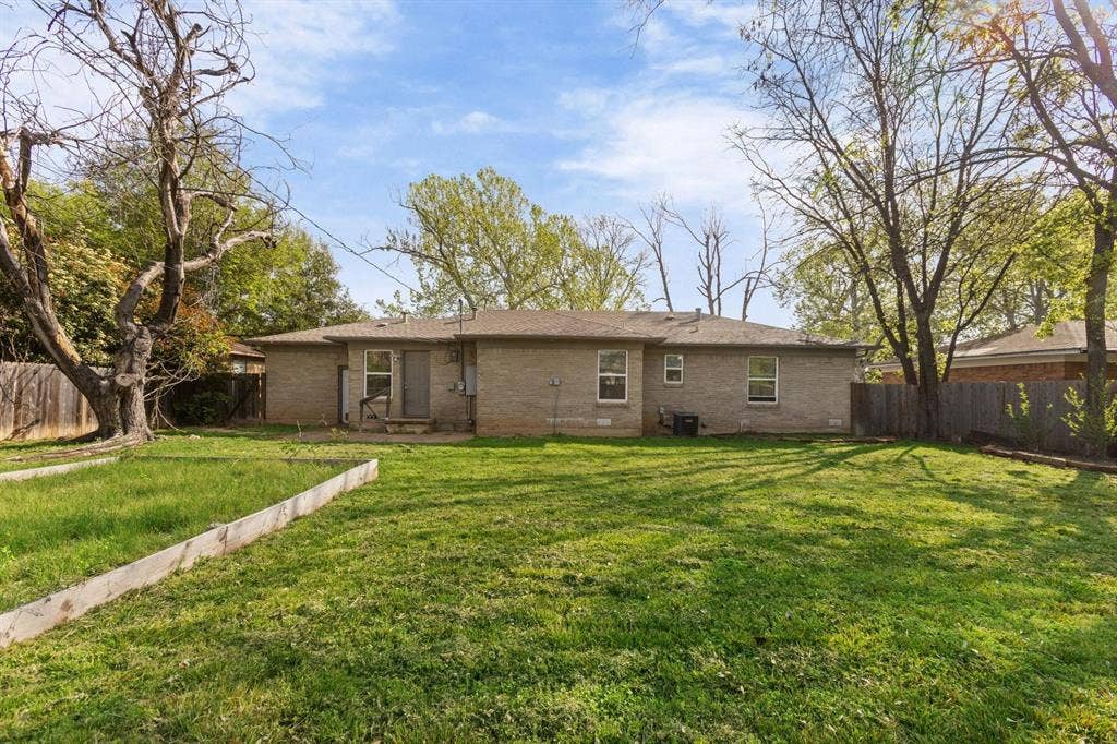942 Longfellow Street, Waco, TX 76710 942 Longfellow Street, Waco, TX 76710