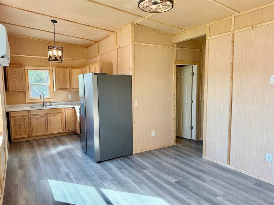 Property photo for 900 Partridge Court, Granbury, TX