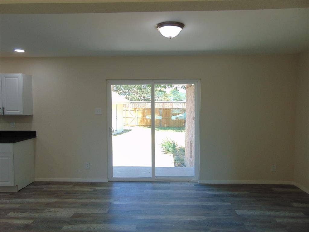 518 Vernet Street, Richardson, TX 75080 518 Vernet Street, Richardson, TX 75080