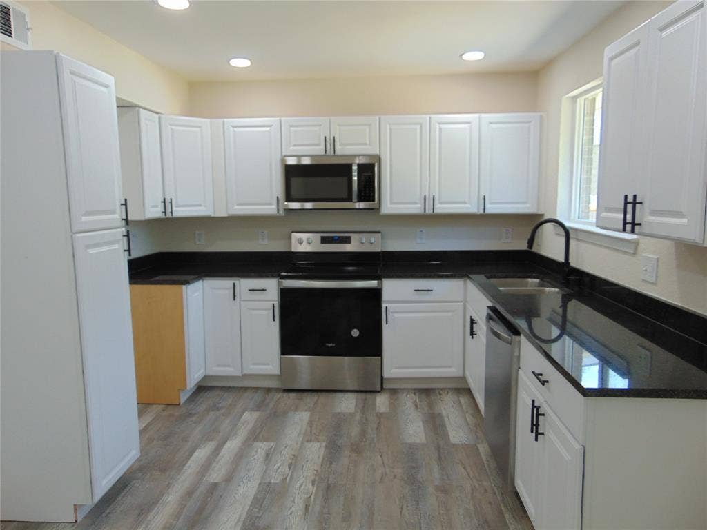 518 Vernet Street, Richardson, TX 75080 518 Vernet Street, Richardson, TX 75080