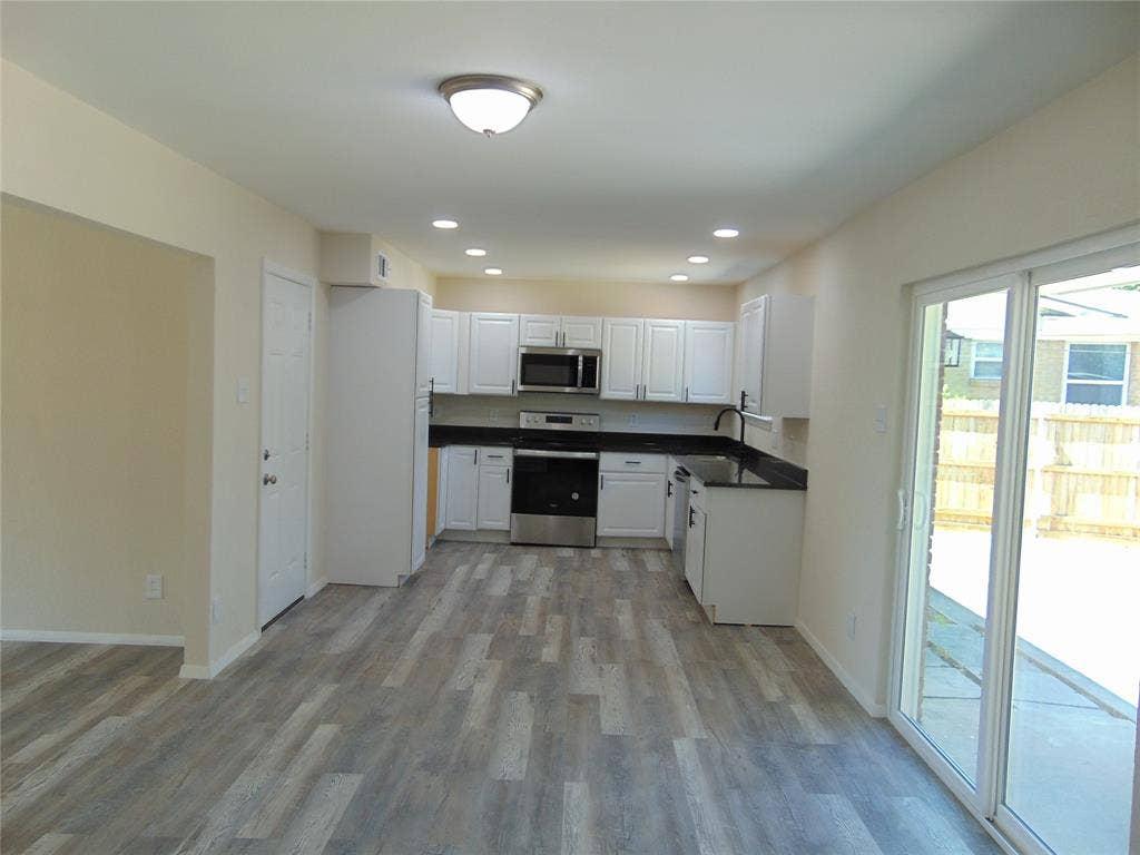 518 Vernet Street, Richardson, TX 75080 518 Vernet Street, Richardson, TX 75080