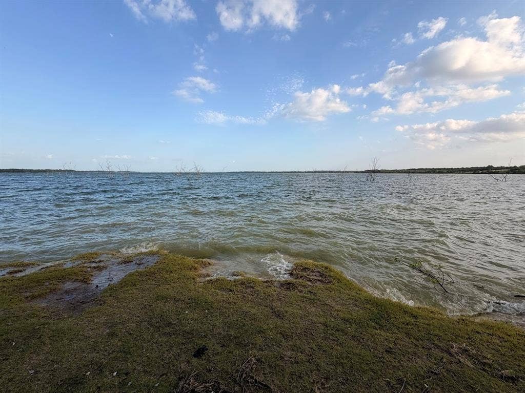6893 County Road 889, Lucas, TX 75002 6893 County Road 889, Lucas, TX 75002