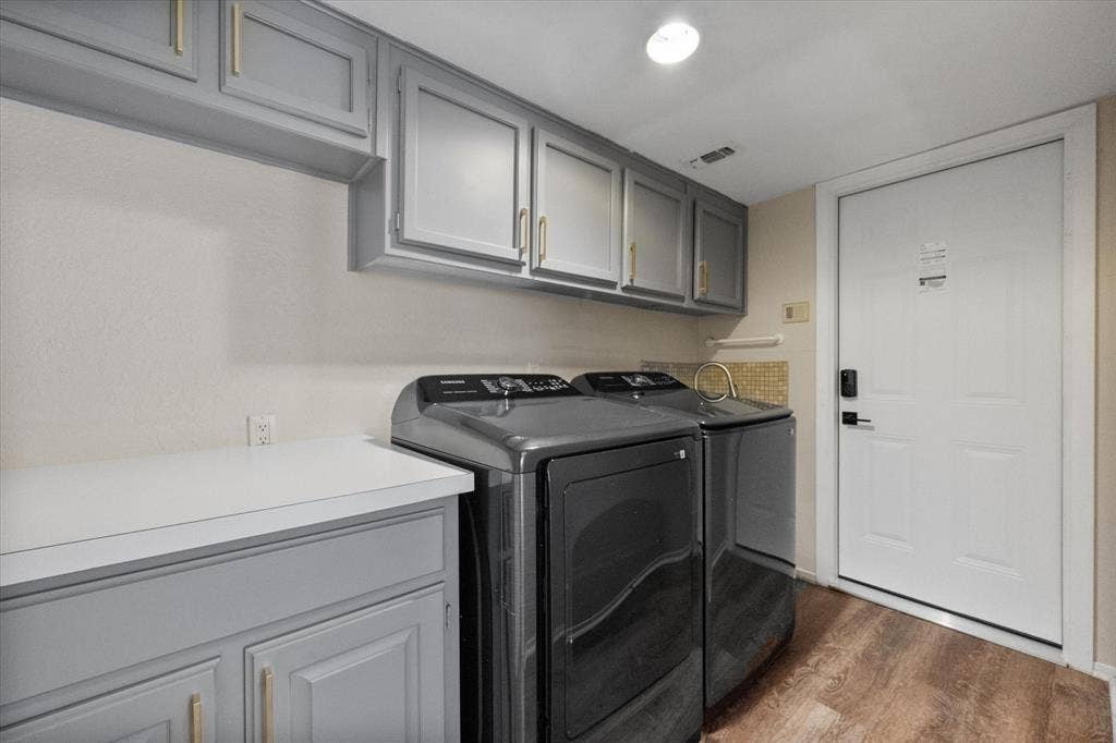 2216 Winter Sunday Way, Arlington, TX 76012 Laundry room with sink and folding counter