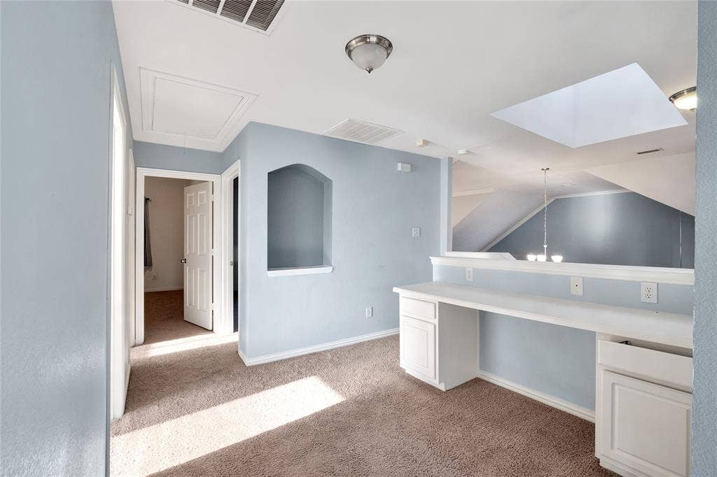 2106 Hillside Drive, Rowlett, TX 75088 2106 Hillside Drive, Rowlett, TX 75088