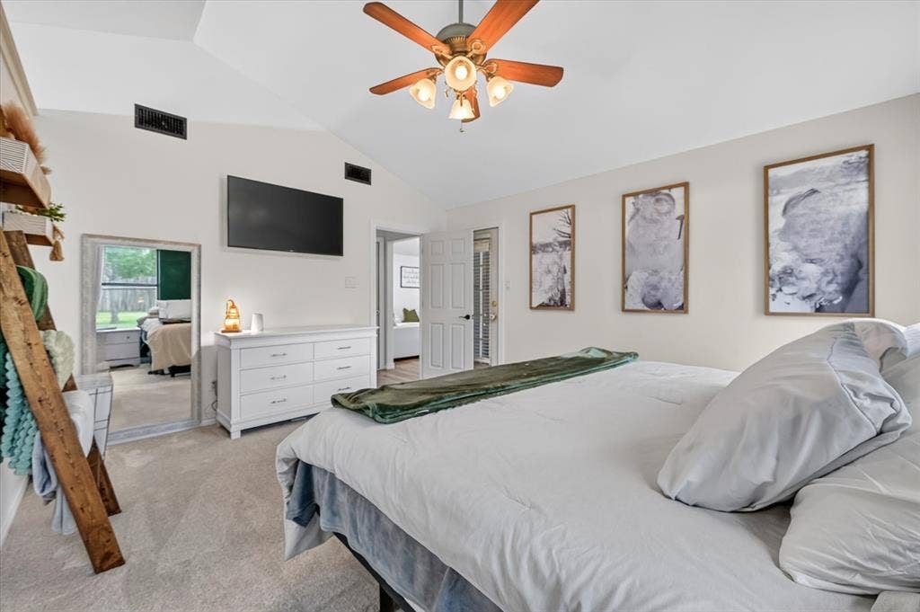 8233 Willis Lane, Watauga, TX 76148 8233 Willis Lane, Watauga, TX 76148