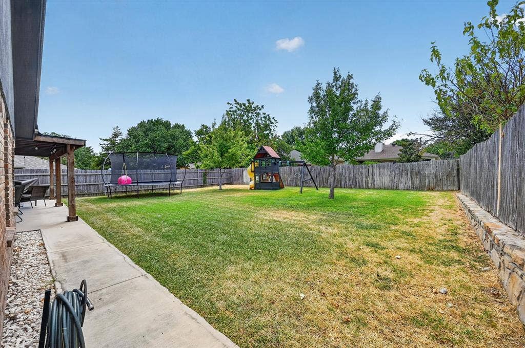 8233 Willis Lane, Watauga, TX 76148 8233 Willis Lane, Watauga, TX 76148