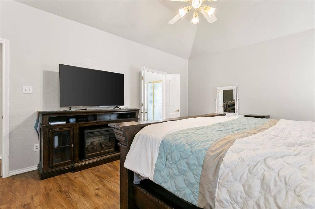 8641 Shadow Trace Drive, Fort Worth, TX 76244 8641 Shadow Trace Drive, Fort Worth, TX 76244