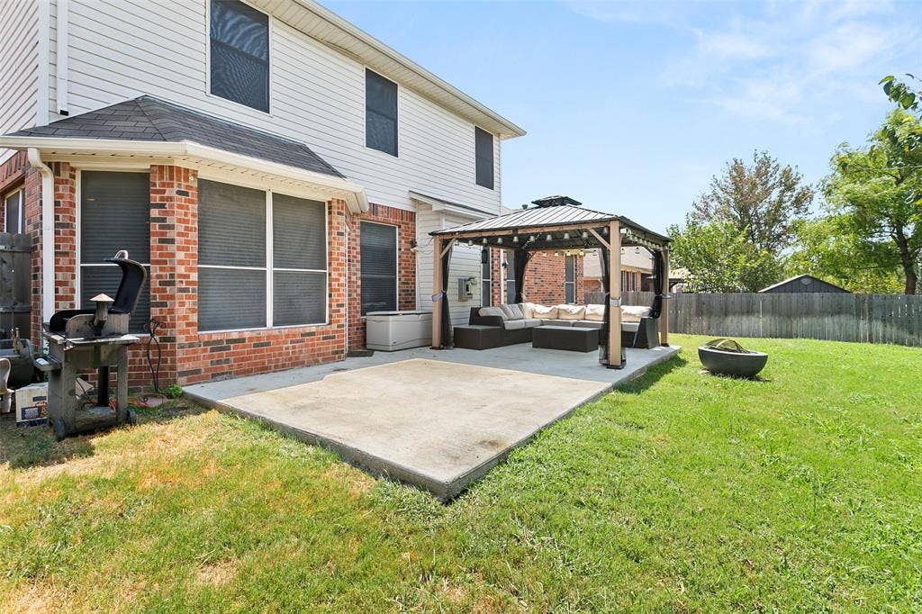 8641 Shadow Trace Drive, Fort Worth, TX 76244 8641 Shadow Trace Drive, Fort Worth, TX 76244
