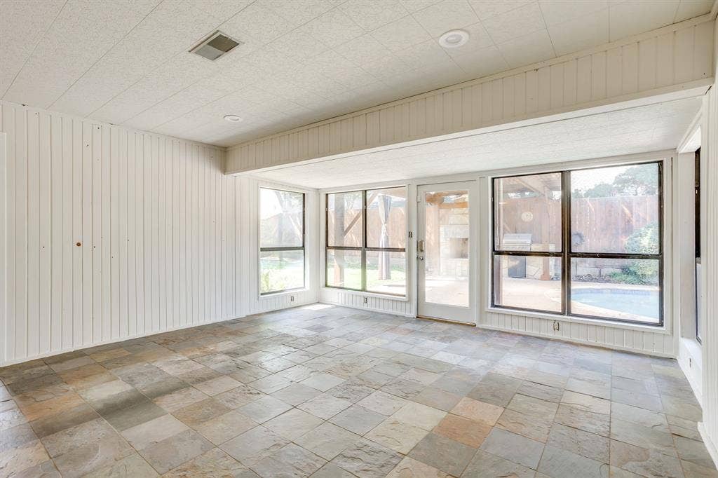 990 Oak Ridge Drive, Keller, TX 76248 Heart of Keller with pool KHS 990 Oak Ridge Dr. Keller TX 76248 817-422-3322