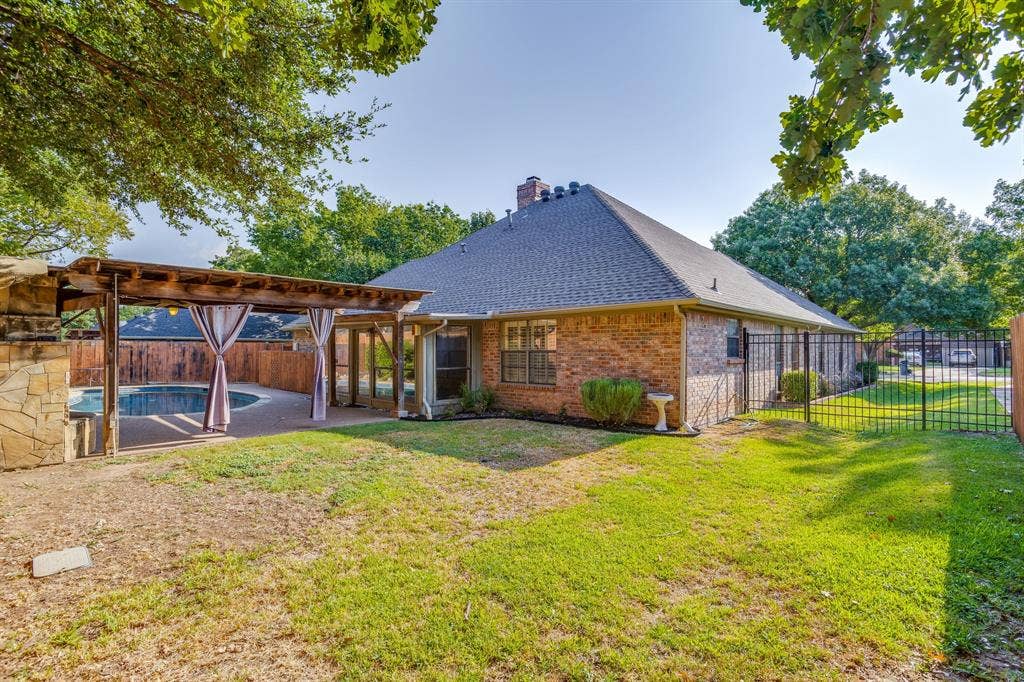 990 Oak Ridge Drive, Keller, TX 76248 Heart of Keller with pool KHS 990 Oak Ridge Dr. Keller TX 76248 817-422-3322