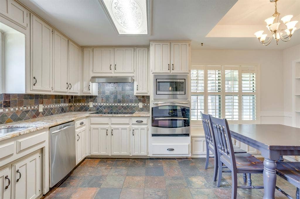 990 Oak Ridge Drive, Keller, TX 76248 Heart of Keller with pool KHS 990 Oak Ridge Dr. Keller TX 76248 817-422-3322