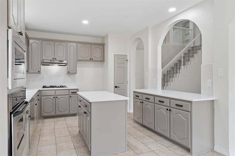 Property photo for 11501 Pheasant Creek Drive, Fort Worth, TX