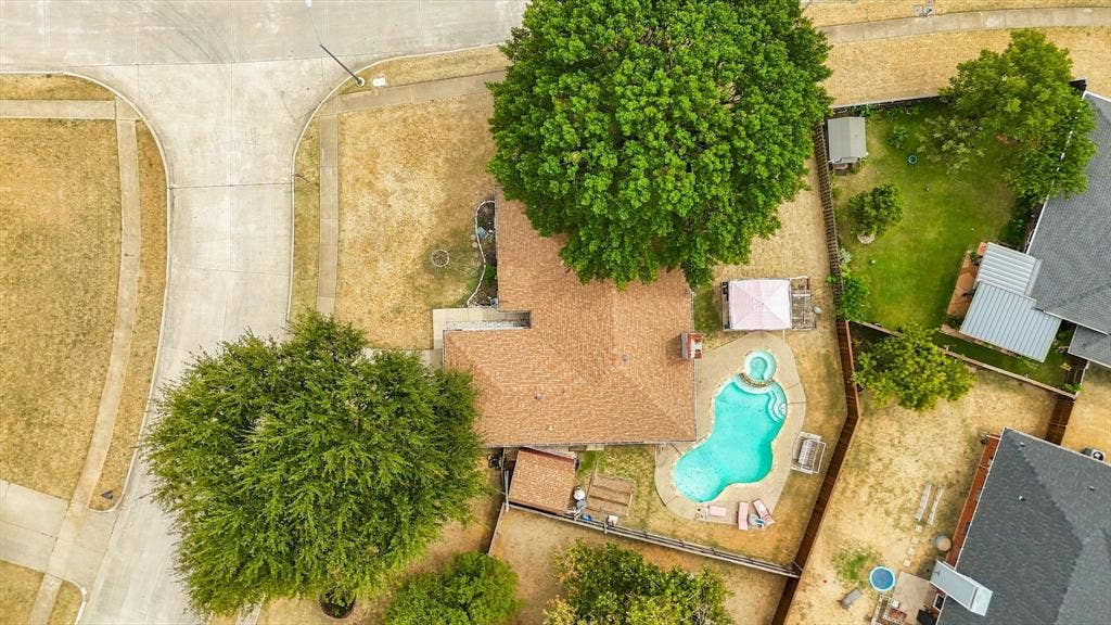 2714 Skyview Drive, Corinth, TX 76210