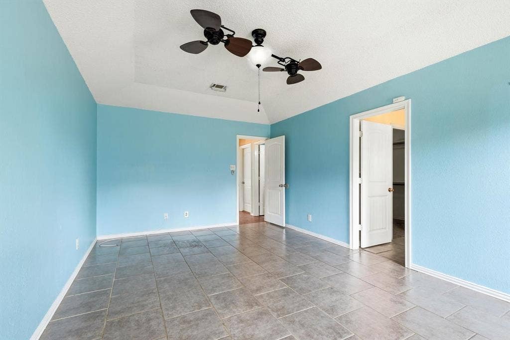 2714 Skyview Drive, Corinth, TX 76210