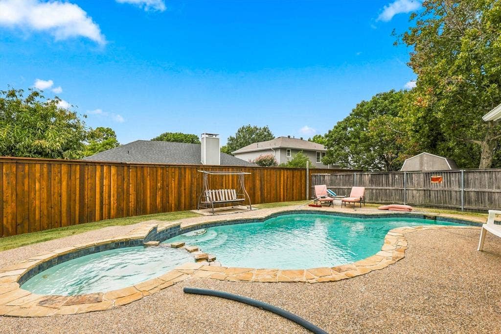 2714 Skyview Drive, Corinth, TX 76210