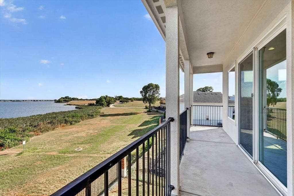 5222 Lake Terrace Court, Garland, TX 75043 5222 Lake Terrace Court, Garland, TX 75043