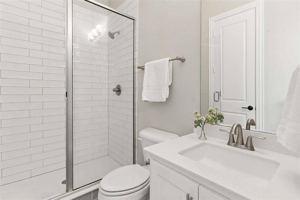 6229 Habersham Way, McKinney, TX 75071 6229 Habersham Way, McKinney, TX 75071