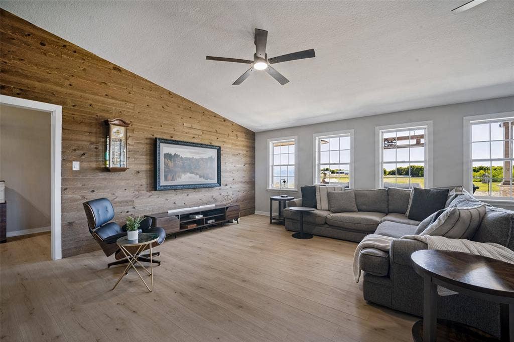 14371 County Road 545, Nevada, TX 75173 14371 County Road 545, Nevada, TX 75173