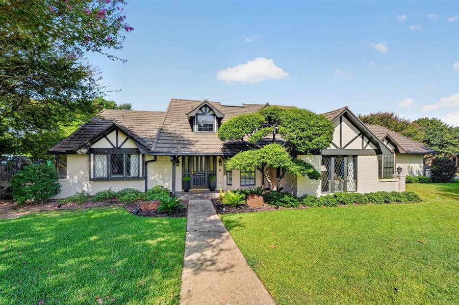 Property photo for 9 Pintail Point, Heath, TX