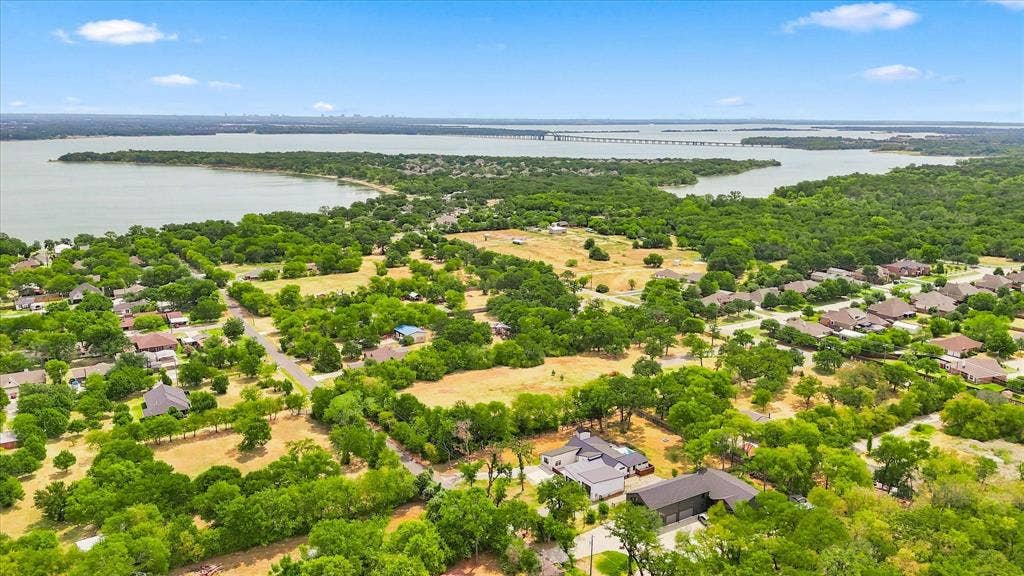 211 Shahan Drive, Shady Shores, TX 76208 Lake Lewisville just down the street