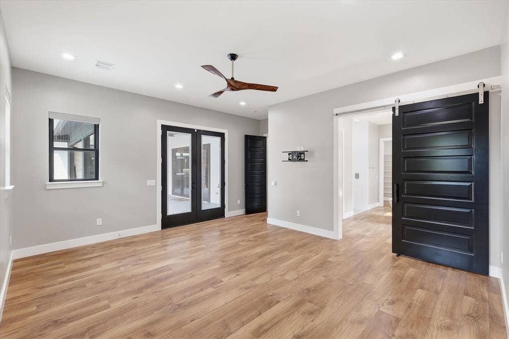 211 Shahan Drive, Shady Shores, TX 76208 211 Shahan Drive, Shady Shores, TX 76208