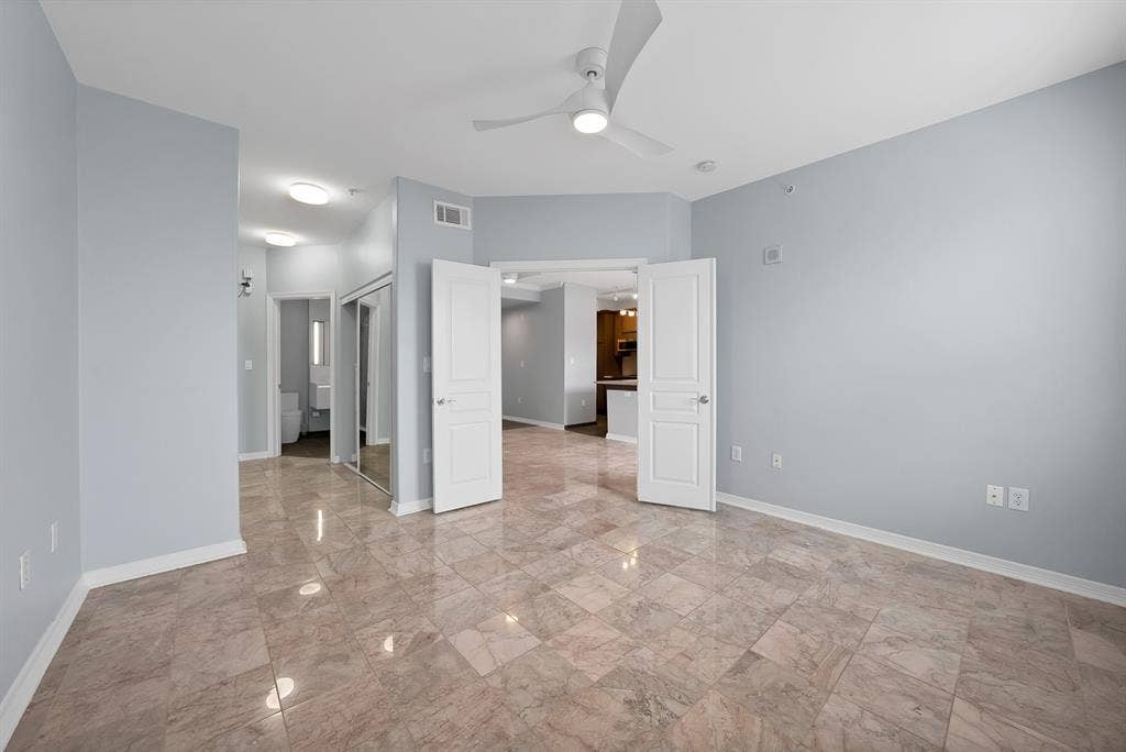 330 Las Colinas Boulevard E, #338, Irving, TX 75039 330 Las Colinas Boulevard E, #338, Irving, TX 75039