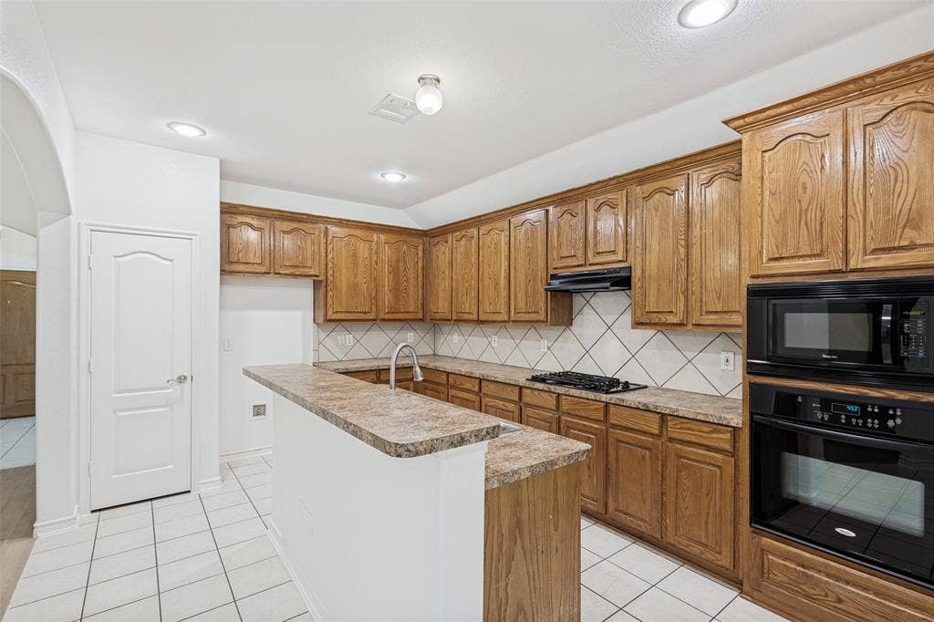 13751 Lincolnshire Lane, Frisco, TX 75035 13751 Lincolnshire Lane, Frisco, TX 75035
