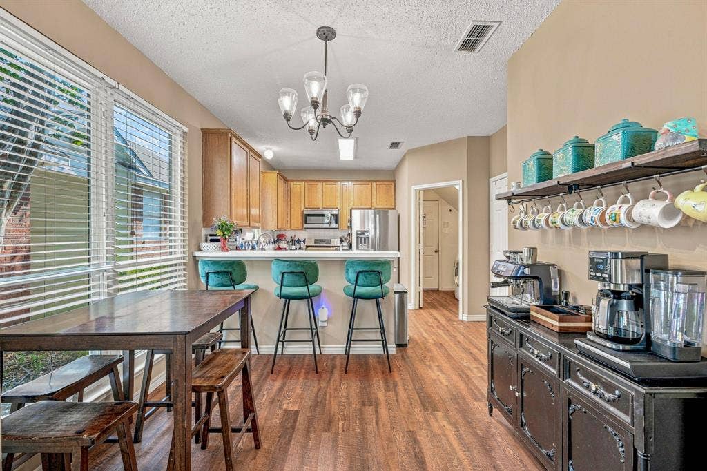 6913 Chaco Trail, Fort Worth, TX 76137 6913 Chaco Trail, Fort Worth, TX 76137