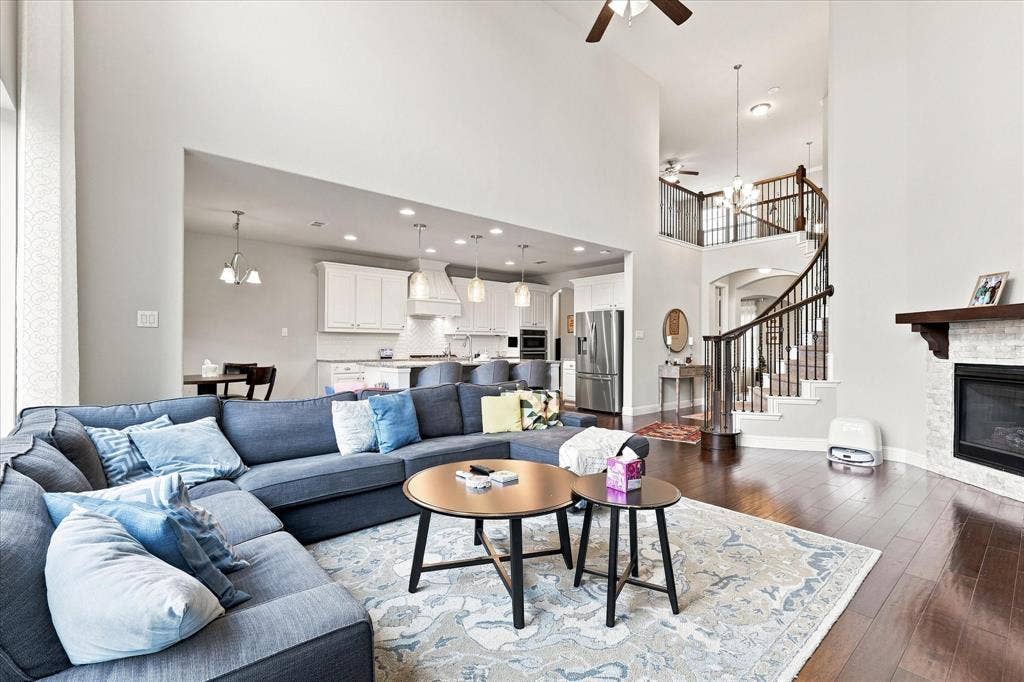 11438 Alejandra Lane, Frisco, TX 75035 11438 Alejandra Lane, Frisco, TX 75035