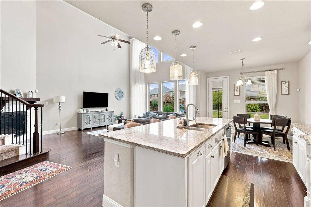 11438 Alejandra Lane, Frisco, TX 75035 11438 Alejandra Lane, Frisco, TX 75035