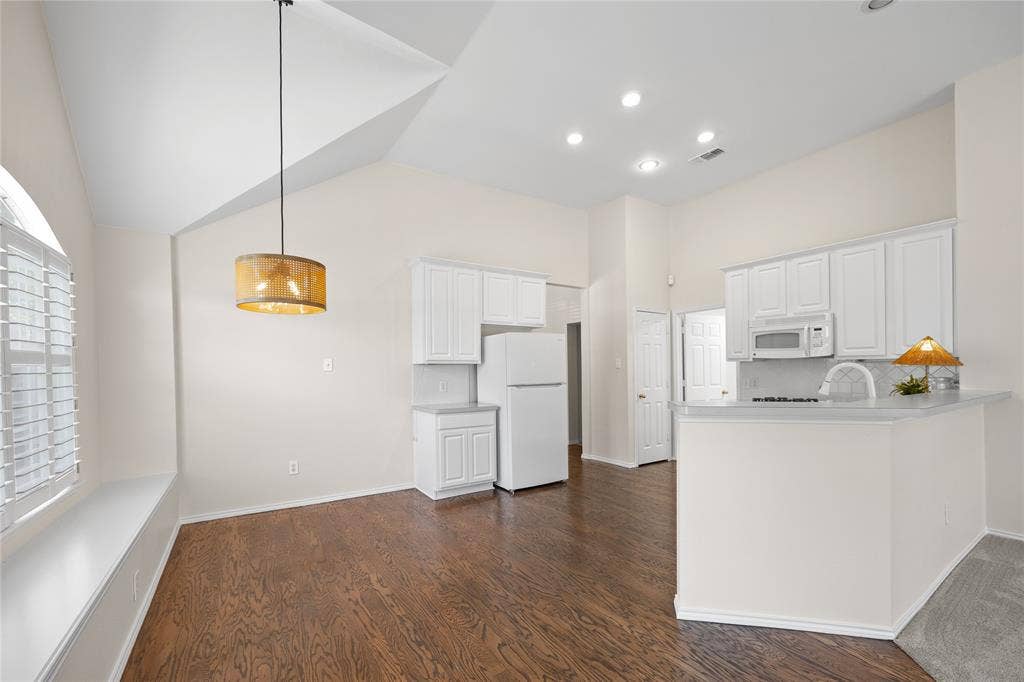 2120 Crestlake Drive, Rockwall, TX 75087 2120 Crestlake Drive, Rockwall, TX 75087