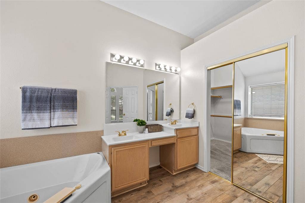 2120 Crestlake Drive, Rockwall, TX 75087 2120 Crestlake Drive, Rockwall, TX 75087