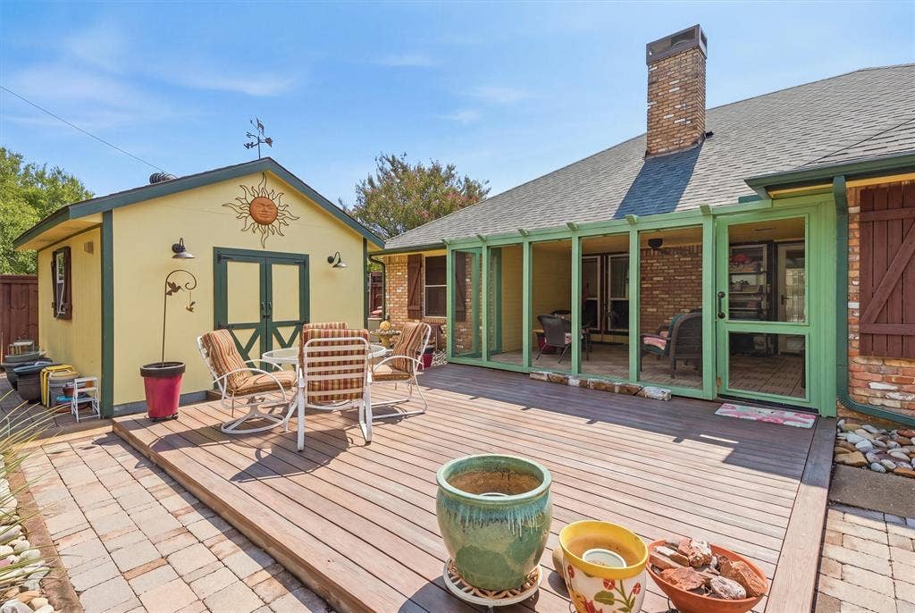 215 Morene Avenue, Waxahachie, TX 75165
