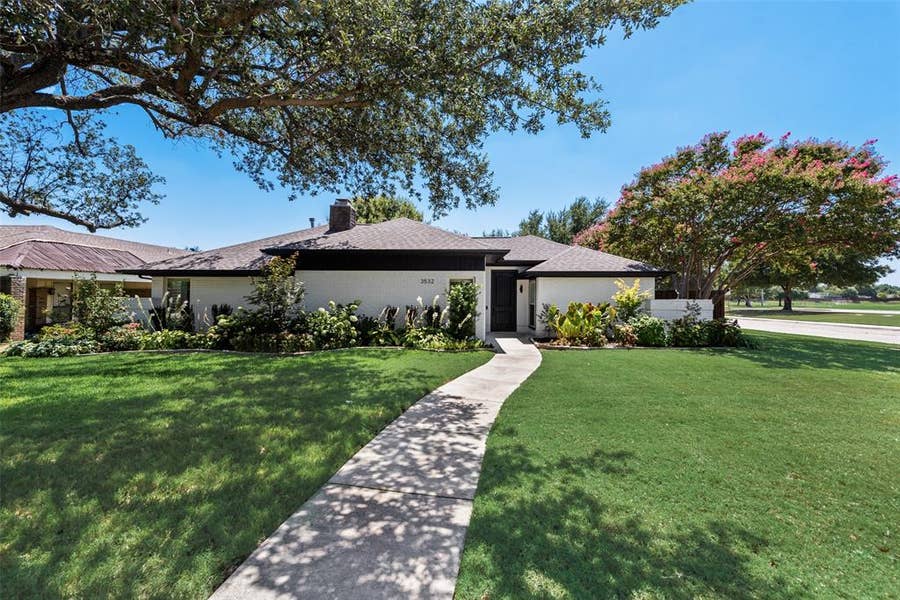 Property photo for 3532 Parkhaven Drive, Plano, TX