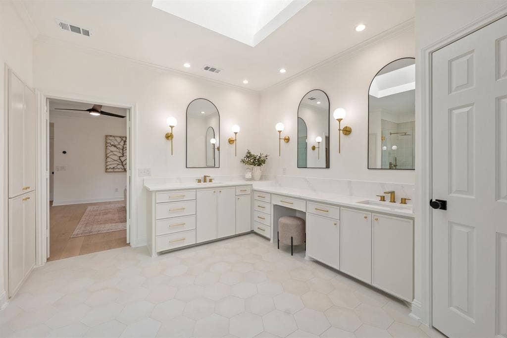 3417 Mount Vernon Way, Plano, TX 75025 3417 Mount Vernon Way, Plano, TX 75025