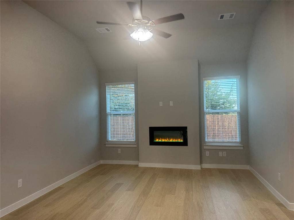 400 Stone Hollow Drive, Ferris, TX 75125 400 Stone Hollow Drive, Ferris, TX 75125
