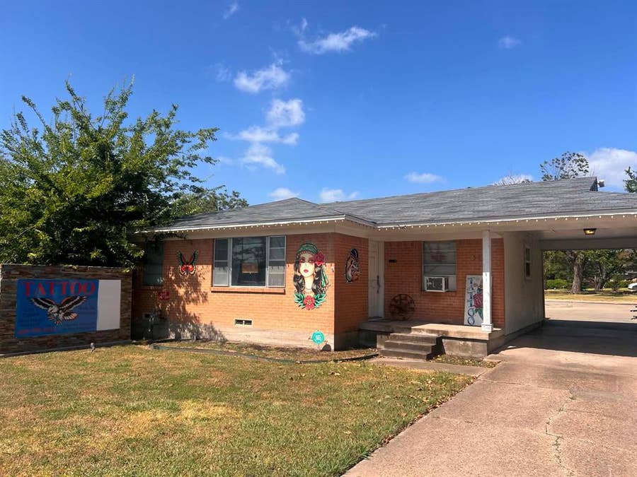 Property photo for 509 S Elm Street, Royse City, TX