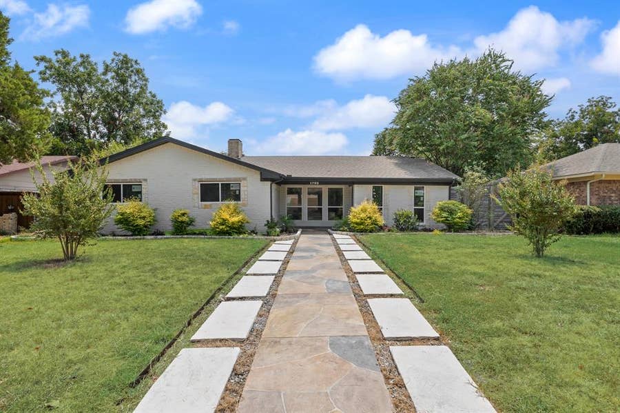 Property photo for 1702 Baltimore Drive, Richardson, TX