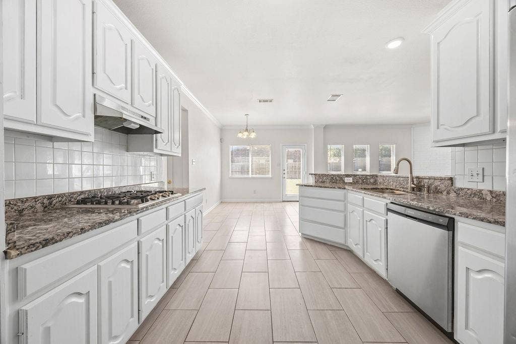 15701 Wyoming Drive, Frisco, TX 75035