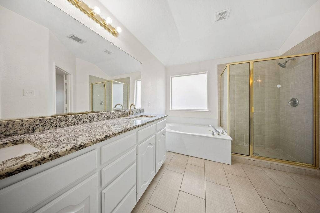 15701 Wyoming Drive, Frisco, TX 75035