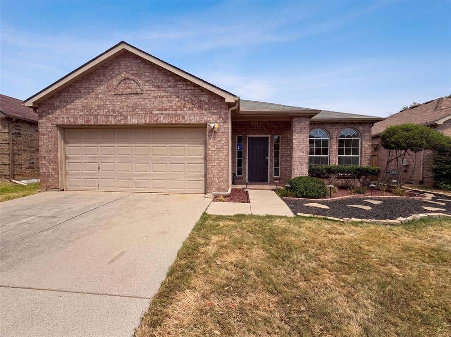 Property photo for 12609 Black Cherry Lane, Fort Worth, TX