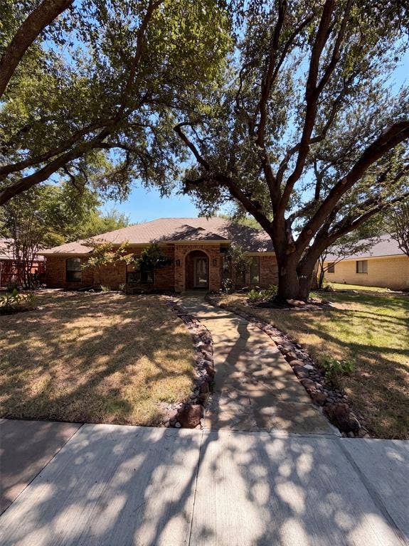 Property photo for 3924 Mesa Drive, Plano, TX