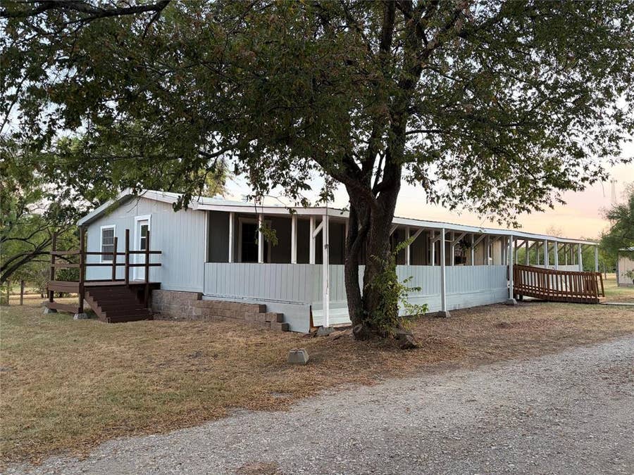 Property photo for 7424 N Locust Street, Denton, TX