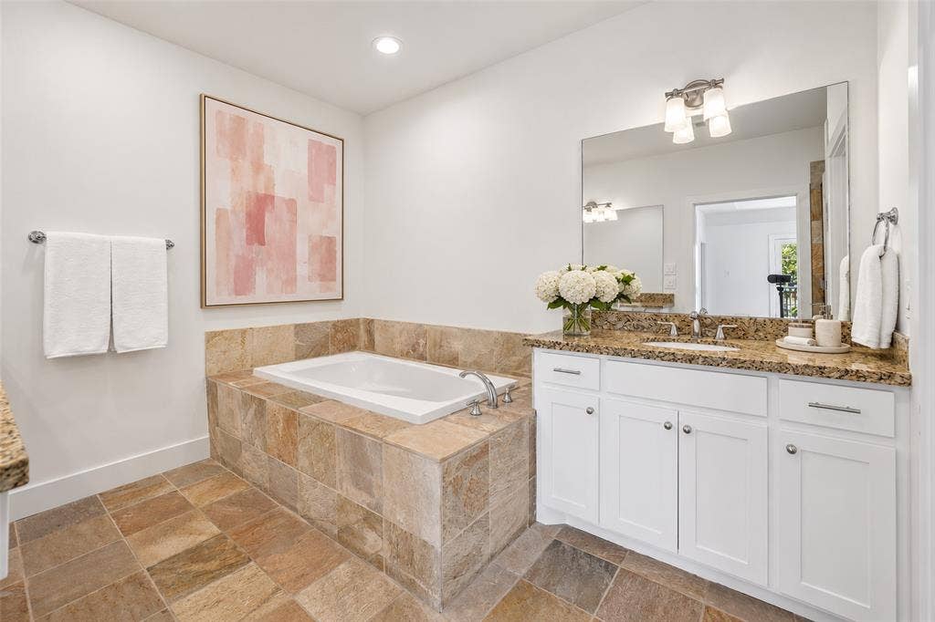 5642 Ellsworth Avenue, Dallas, TX 75206 5642 Ellsworth Avenue, Dallas, TX 75206