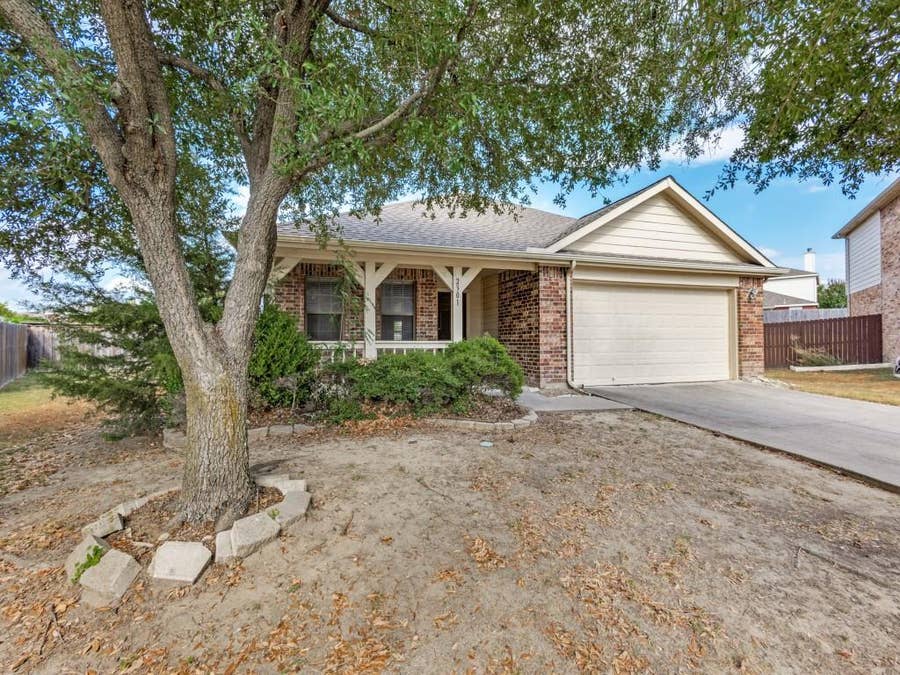 Property photo for 2301 Arrowhead Pass, Melissa, TX
